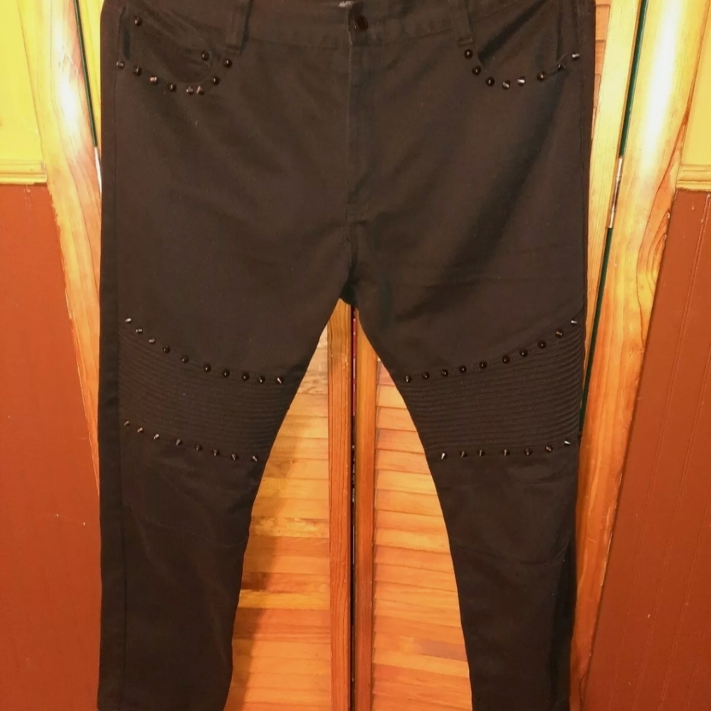 Black Spiked Label Denim Jeans Sz 42/31